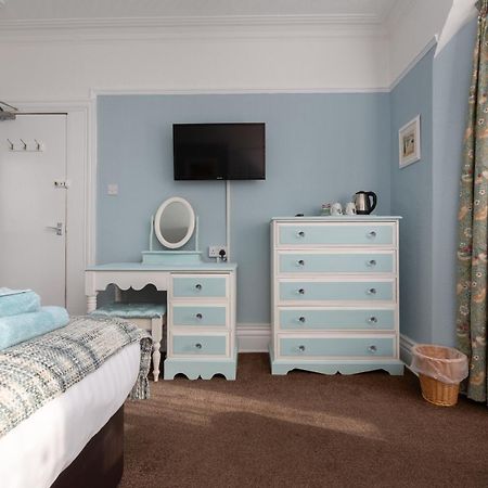 The Beechcliffe Hotel - Over 35'S Only ブラックプール エクステリア 写真