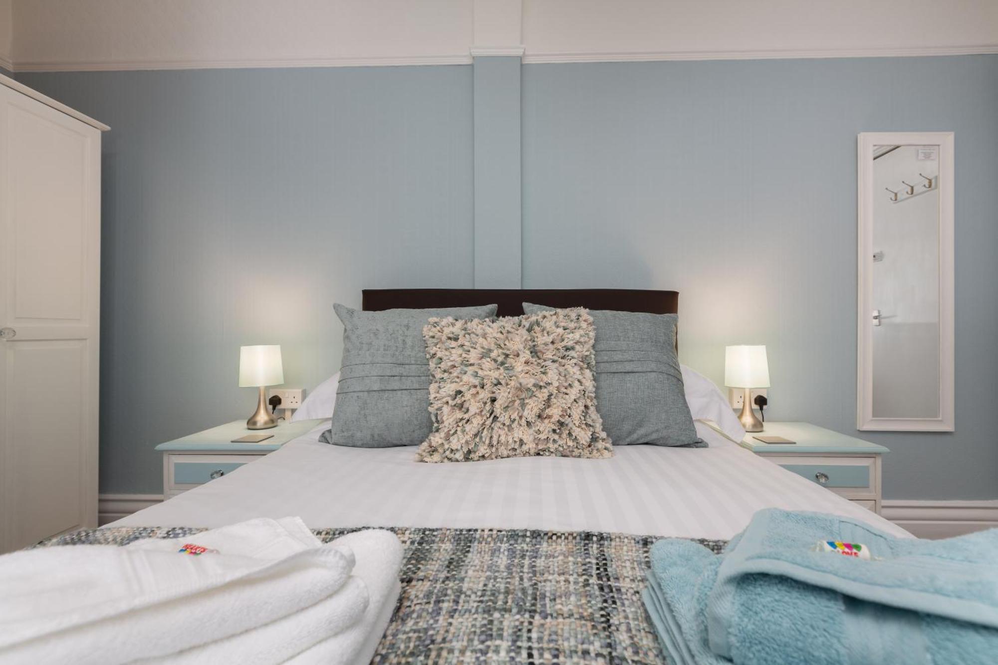 The Beechcliffe Hotel - Over 35'S Only ブラックプール エクステリア 写真