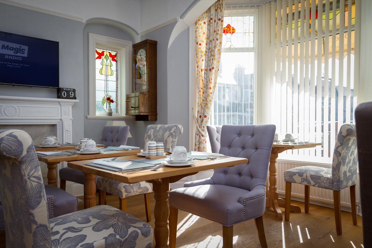 The Beechcliffe Hotel - Over 35'S Only ブラックプール エクステリア 写真